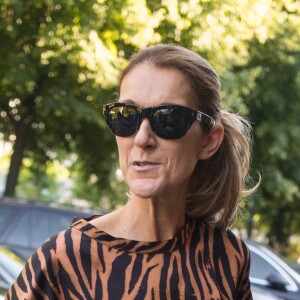 Céline Dion s'est rendue au centre de fitness Ken Club avant de regagner le Royal Monceau à Paris, le 19 juin 2017.