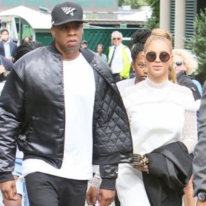 Beyoncé et son mari Jay Z quittent Wimbledon après la finale femme remportée par Serena Williams à Londres le 9 juillet 2016.