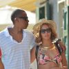 Beyoncé et Jay Z très amoureux se promènent dans les rues de Portofino le 6 septembre 2014.
