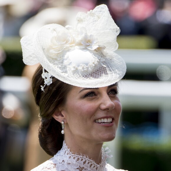 Catherine (Kate) Middleton, duchesse de Cambridge - La famille royale d'Angleterre lors de la première journée des courses hippiques "Royal Ascot" le 20 juin 2017.