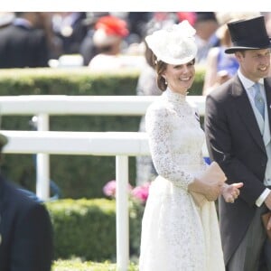 Catherine (Kate) Middleton, duchesse de Cambridge, Le prince William, duc de Cambridge - La famille royale d'Angleterre lors de la première journée des courses hippiques "Royal Ascot" le 20 juin 2017.