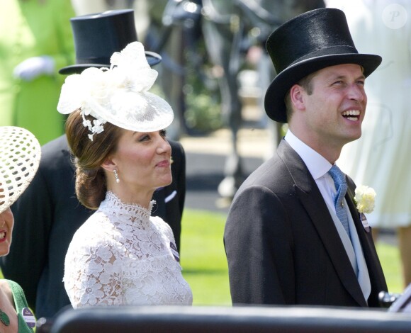 Catherine (Kate) Middleton, duchesse de Cambridge, Le prince William, duc de Cambridge - La famille royale d'Angleterre lors de la première journée des courses hippiques "Royal Ascot" le 20 juin 2017.