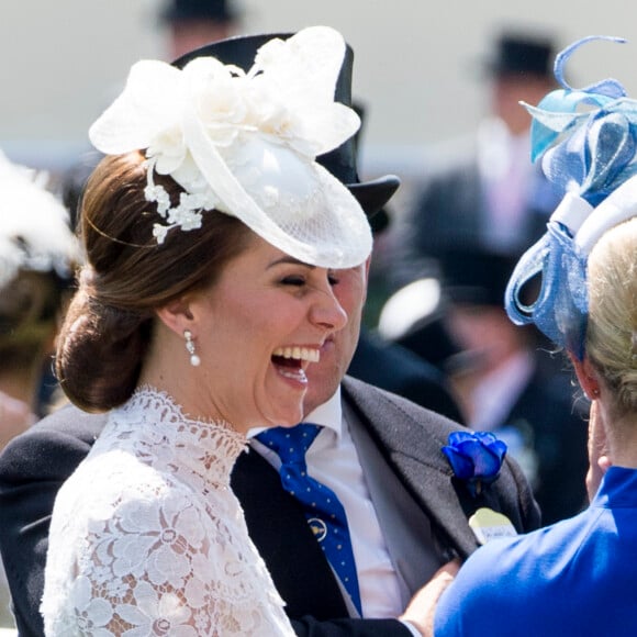 Catherine (Kate) Middleton, duchesse de Cambridge, Zara Phillips (Zara Tindall), le prince William, duc de Cambridge - La famille royale d'Angleterre lors de la première journée des courses hippiques "Royal Ascot" le 20 juin 2017.