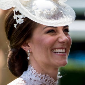 Catherine (Kate) Middleton, duchesse de Cambridge - La famille royale d'Angleterre lors de la première journée des courses hippiques "Royal Ascot" le 20 juin 2017.