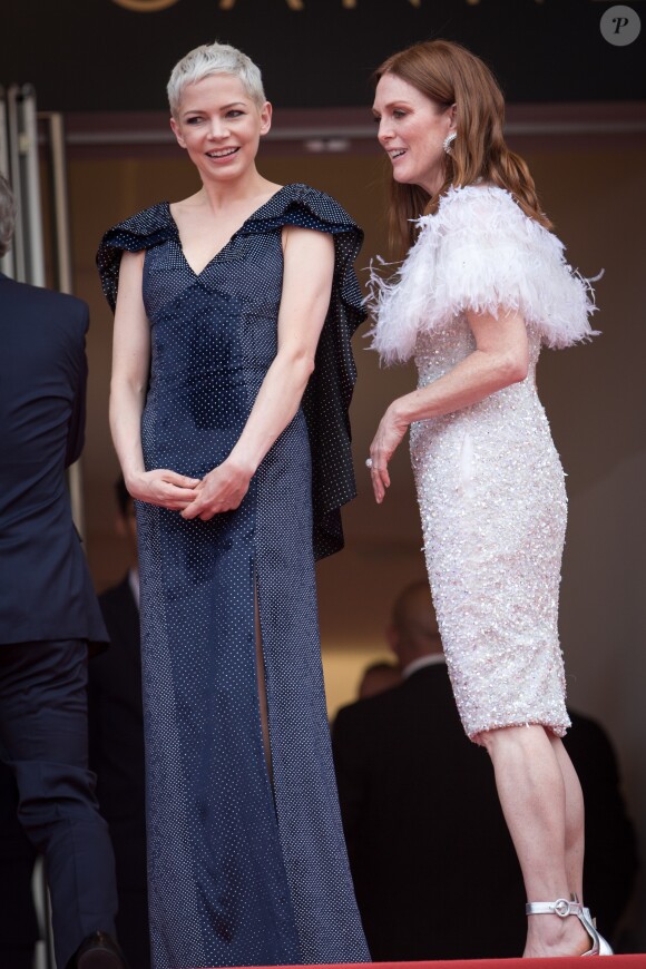Michelle Williams et Julianne Moore - Montée des marches du film "Wonderstruck" lors du 70ème Festival International du Film de Cannes. Le 18 mai 2017. © Borde-Jacovides-Moreau/Bestimage