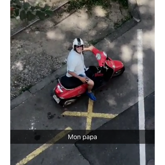 Nabilla a partagé des images de ses retrouvailles avec son père Khoutir Benattia.