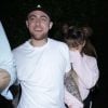 Ariana Grande et le rappeur Mac Miller roucoulent d'amour lors d’une sortie en couple à Los Angeles le 1er septembre 2016