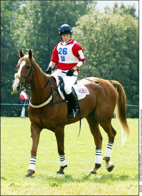 Zara Phillips et son cheval Toytown en 2002 lors des championnats d'Europe en Autriche. Toytown est mort à l'âge de 24 ans le 27 juin 2017.