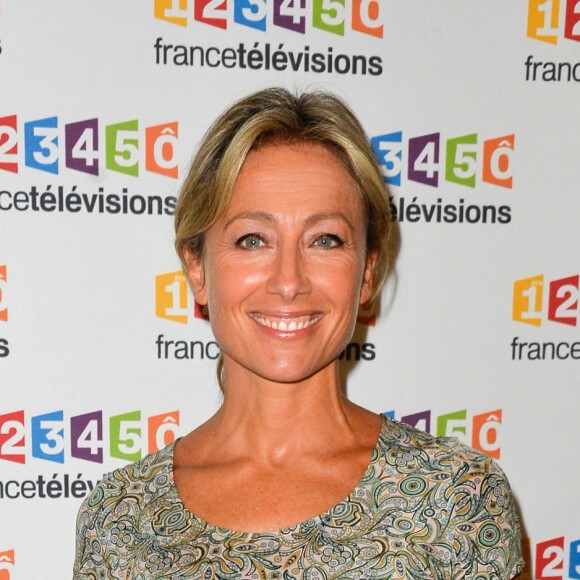 Anne-Sophie Lapix lors du photocall de la présentation de la nouvelle dynamique 2017-2018 de France Télévisions. Paris, le 5 juillet 2017. © Guirec Coadic/Bestimage