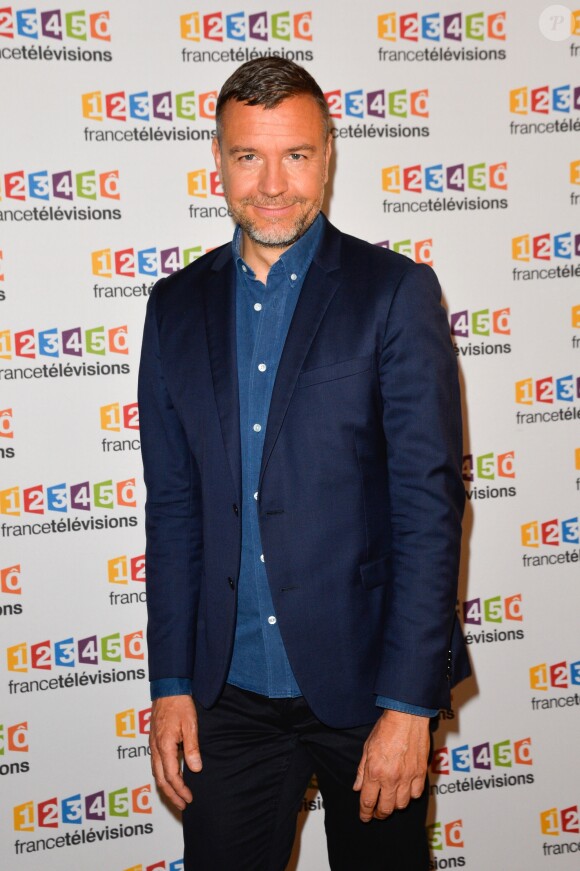 Mathieu Vidard lors du photocall de la présentation de la nouvelle dynamique 2017-2018 de France Télévisions. Paris, le 5 juillet 2017. © Guirec Coadic/Bestimage