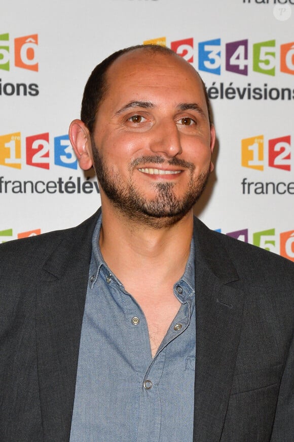 Karim Rissouli lors du photocall de la présentation de la nouvelle dynamique 2017-2018 de France Télévisions. Paris, le 5 juillet 2017. © Guirec Coadic/Bestimage