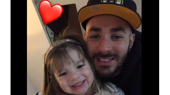 Karim Benzema papa gaga à Ibiza : Virée à la plage avec sa fille Mélia