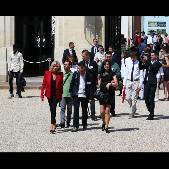 Le président de la République française Emmanuel Macron et son épouse Brigitte Macron lors du lancement de la concertation autour du 4ème plan autisme au palais de l'Elysée à Paris, le 6 juillet 2017. Sebastien Valiela/Bestimage