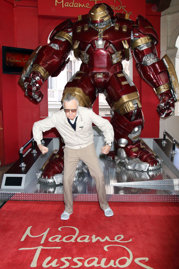 Stan Lee - Madame Tussauds présente la statue de cire de Stan Lee (Hulk vs HulkBuster) à Las Vegas, le 28 février 2017