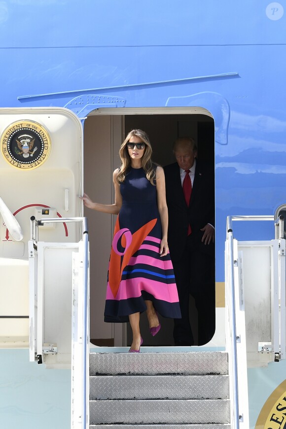 Le président Donald Trump et sa femme Melania arrivent à l'aéroport de Hambourg à bord de Air Force One le 6 juillet 2017. © Future-Image via ZUMA Press / Bestimage