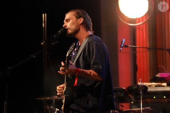 François & The Atlas Mountains en concert au Fnac Live, Hôtel de Ville de Paris, le 8 juillet 2017.