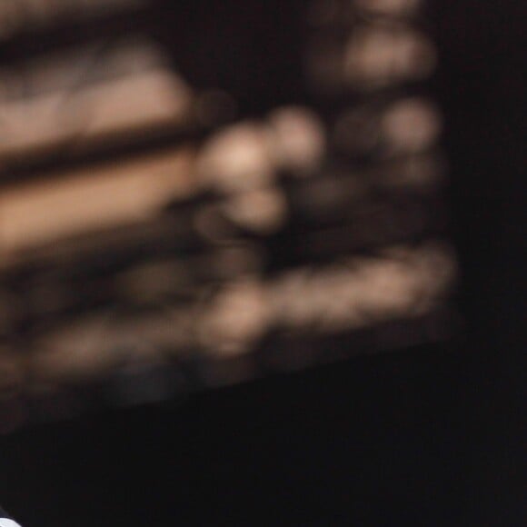 Julien Doré en concert au Fnac Live, Hôtel de Ville de Paris, le 8 juillet 2017.