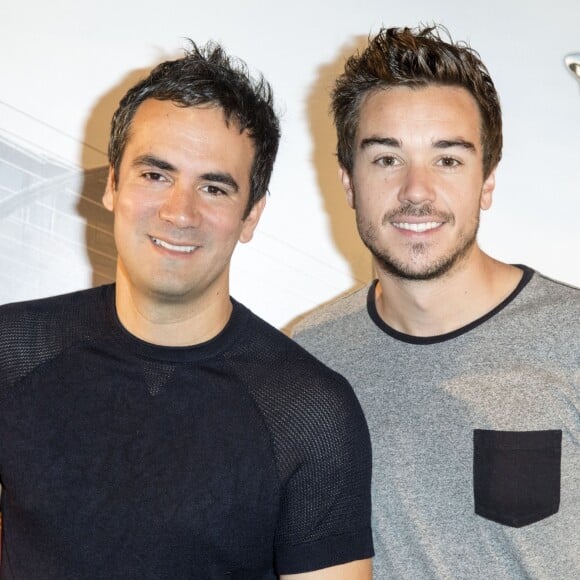 Alex Goude et son mari Romain - Avant-première du film d'animation "Cars 3" au cinéma Gaumont Champs-Elysées à Paris, France, le 9 juillet 2017. © Pierre Perusseau/Bestimage