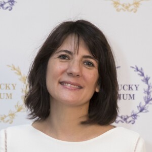 Exclusif - Estelle Denis au cocktail organisé pour le lancement de "Lucky Mum". Un Concept "Kids & Pets & Family Friendly" qui s'articule autour d'un site webzine, d'une boutique avec une collection prêt-à-porter et des ateliers créatifs destinés aux mamans et à leurs enfants. Paris, le 10 mai 2017. © Olivier Borde-Guirec Coadic/Bestimage