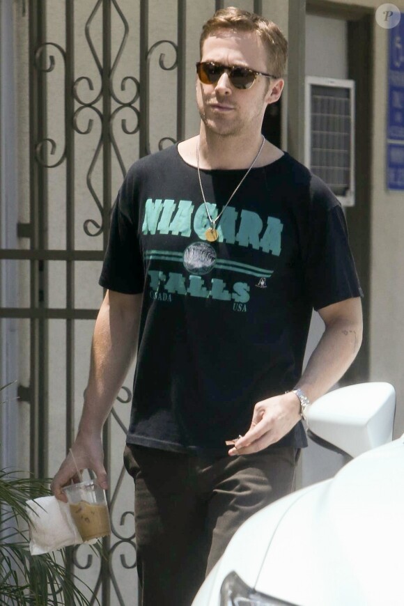 Ryan Gosling est allé faire une séance d'acuponcture dans une clinique à Los Angeles, 30 juin 2017