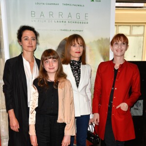 Laura Schroeder, Thémis Pauwels, Isabelle Huppert et Lolita Chammah à l'avant-première du film "Barrage" au cinéma MK2 Odéon à Paris, le 29 juin 2017. © Guirec Coadic/Bestimage