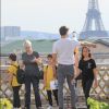 Exclusif -  Les jumeaux de Céline Dion, Eddy et Nelson, font du shopping aux Galeries Lafayette accompagnés de leur tante Linda, de leur baby-sitter, de deux gardes du corps et d'un chauffeur à Paris le 5 juillet 2017.