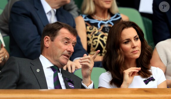Kate Middleton, duchesse de Cambridge, marraine du All England Lawn Tennis and Croquet Club, assistait le 16 juillet 2017 avec son mari le prince William à la finale de Wimbledon entre Roger Federer et Marin Cilic. Le Suisse a remporté son 8e Wimbledon et son 19e tournoi du Grand Chelem.