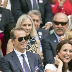 Kate Middleton, duchesse de Cambridge, marraine du All England Lawn Tennis and Croquet Club, assistait le 16 juillet 2017 avec son mari le prince William à la finale de Wimbledon entre Roger Federer et Marin Cilic. Le Suisse a remporté son 8e Wimbledon et son 19e tournoi du Grand Chelem.