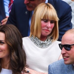 Kate Middleton, duchesse de Cambridge, marraine du All England Lawn Tennis and Croquet Club, assistait le 16 juillet 2017 avec son mari le prince William à la finale de Wimbledon entre Roger Federer et Marin Cilic. Le Suisse a remporté son 8e Wimbledon et son 19e tournoi du Grand Chelem.