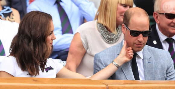 Kate Middleton, duchesse de Cambridge, marraine du All England Lawn Tennis and Croquet Club, assistait le 16 juillet 2017 avec son mari le prince William à la finale de Wimbledon entre Roger Federer et Marin Cilic. Le Suisse a remporté son 8e Wimbledon et son 19e tournoi du Grand Chelem.