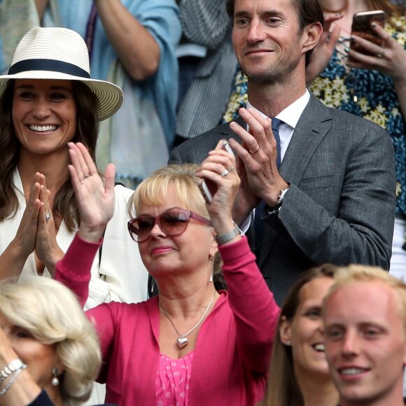 Pippa Middleton et son mari James Matthews à Wimbledon le 14 juillet 2017, lors des demi-finales hommes.