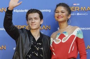 Zendaya En Couple Avec Son Partenaire De Spider Man Tom Holland Sa Reponse Purepeople