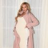 Beyoncé, enceinte de ses jumeaux, pose avec style sur Instagram le 19 mars 2017.