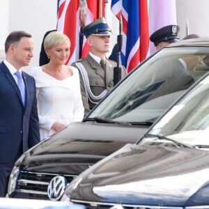 Le duc et la duchesse de Cambridge ont décollé de Varsovie au matin du 19 juillet 2017 avec leurs enfants le prince George et la princesse Charlotte, quittant la Pologne pour poursuivre leur visite officielle en Allemagne.