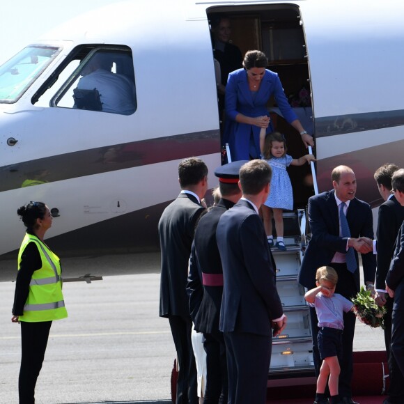 Les Cambridge arrivent à Berlin dans le cadre de leur visite officielle en Pologne et en Allemagne, le 18 juillet 2017.