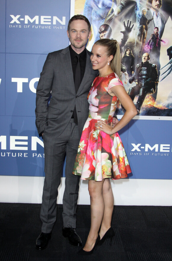 Shawn Ashmore et sa femme Dana - People à la première du film "Days of Future Past" au centre Jacob Javits à New York. Le 10 mai 2014