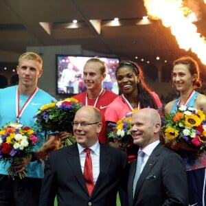 Le prince Albert II de Monaco félicite certains vainqueurs dont Usain Bolt durant le meeting international d'athlétisme Herculis 2017 à Monaco, au stade Louis II le 21 juillet. © Bruno Bebert/Bestimage