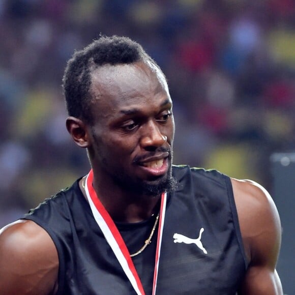 Usain Bolt et le prince Albert II de Monaco qui lui a remis un Hercule d'or pour saluer toutes les performances que le sprinter a réalisé à Monaco, durant le meeting international d'athlétisme Herculis 2017 à Monaco, au stade Louis II le 21 juillet. © Bruno Bebert/Bestimage