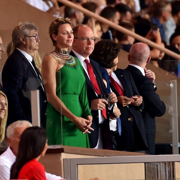 Le prince Albert II de Monaco et la princesse Charlene durant le meeting international d'athlétisme Herculis 2017 à Monaco, au stade Louis II le 21 juillet. © Bruno Bebert/Bestimage