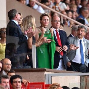 Le prince Albert II de Monaco et la princesse Charlene durant le meeting international d'athlétisme Herculis 2017 à Monaco, au stade Louis II le 21 juillet. © Bruno Bebert/Bestimage