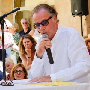 Michel Leeb - 11ème édition des Flâneries d'Art Contemporain dans les jardins aixois organisées par la comédienne A. Ferréol à Aix en Provence, France, le 25 juin 2017. © Agence/Bestimage