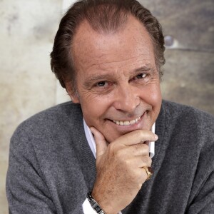 Portrait de Michel Leeb à Paris, le 19 octobre 2016. © Cédric Perrin/Bestimage