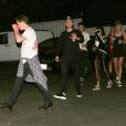  Exclusif - Brooklyn Beckham et sa compagne Madison Beer sont allés diner avec des amis au restaurant Delilah à West Hollywood, le 23 juillet 2017  