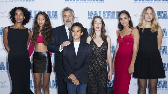 Luc Besson : Ses 5 enfants Juliette, Shanna, Thalia, Sateen et Mao tous réunis