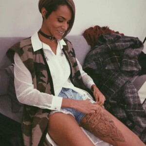 Shy'm expose l'un de ses nombreux tatouages sur Instagram, 24 mars 2017.
