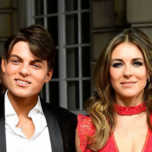 Damian Hurley et Elizabeth Hurley à Londres, le 8 mars 2017.