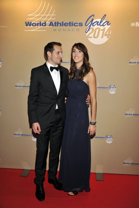 Renaud Lavillenie et Anaïs Poumarat en novembre 2014 au gala de la Fédération internationale d'athlétisme à Monaco. Le couple a accueilli le 14 juillet 2017 son premier enfant, une petite Iris.