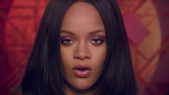 Rihanna en featuring dans le clip de Kendrick Lamar "Loyalty", mis en ligne le 28 juillet 2017