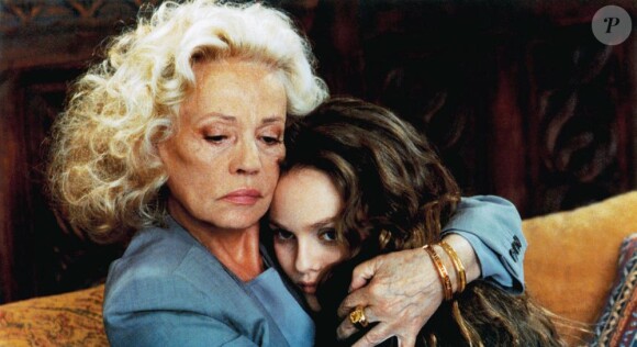 Vanessa Paradis et Jeanne Moreau dans Un amour de sorcière (1997).