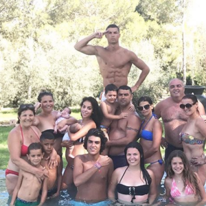 Cristiano Ronaldo en vacances en famille, photo Instagram du 12 juillet 2017.